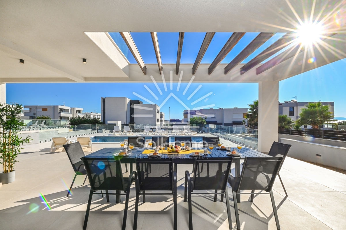 2 Ville di lusso con piscina e vista mare