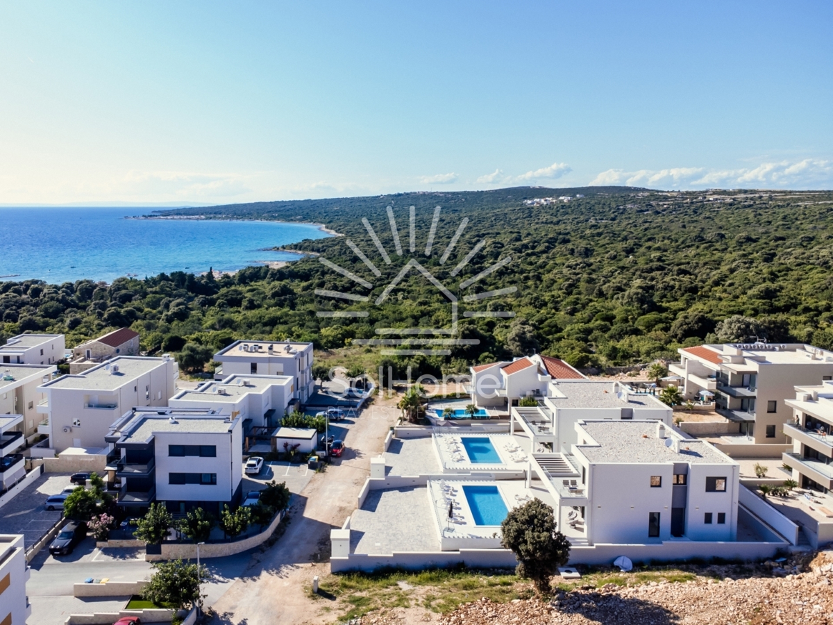 2 Ville di lusso con piscina e vista mare