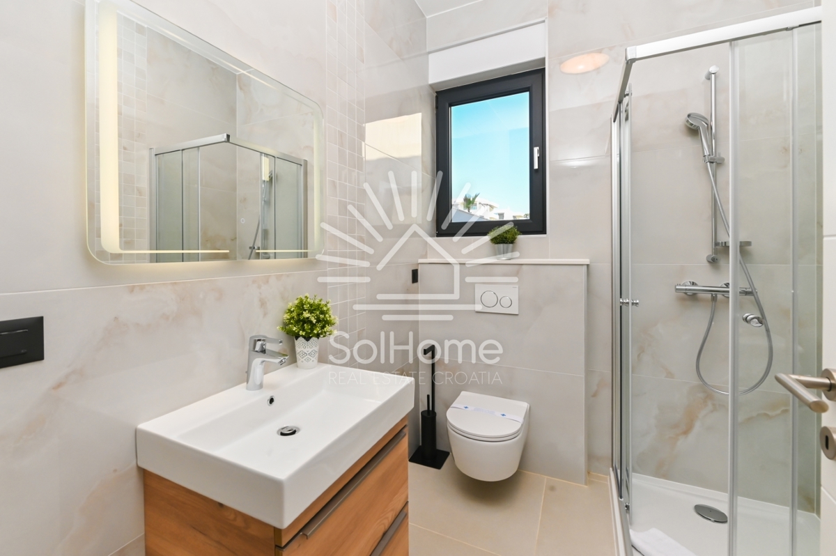 2 Ville di lusso con piscina e vista mare