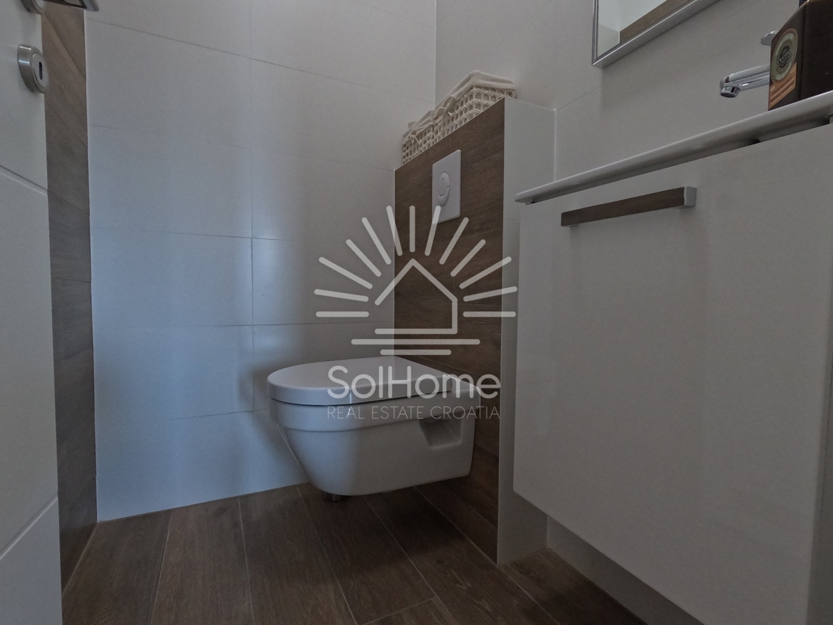 VIDEO! Appartamento Prima Fila sul Mare - Zara / Diklo / Croazia