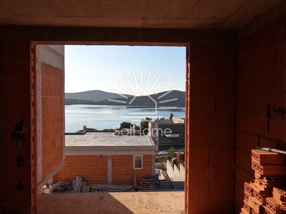 Case con vista mare in vendita a Sebenico, Croazia