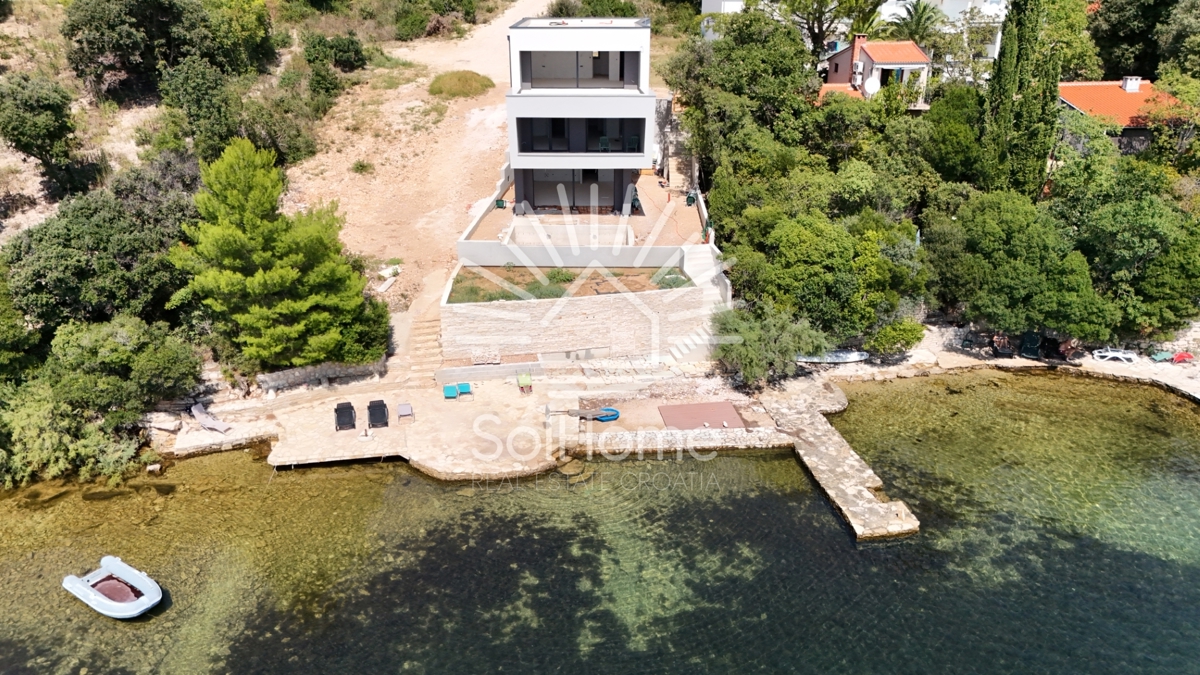 Casa Maslenica, Jasenice, 180m2