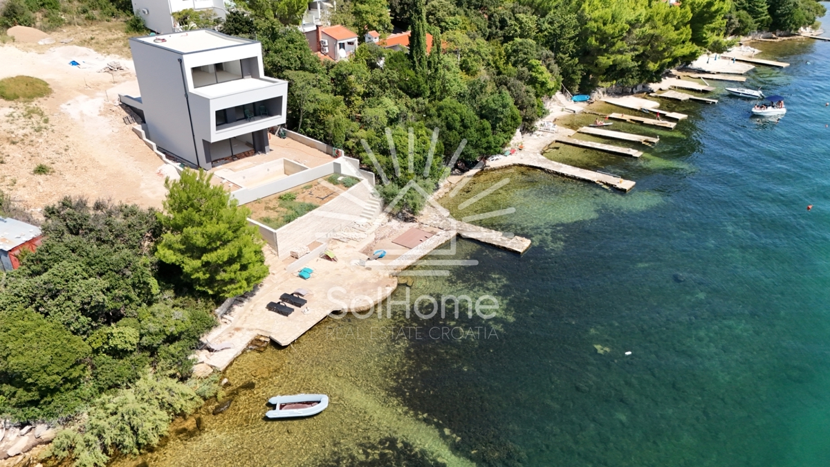 Casa Maslenica, Jasenice, 180m2