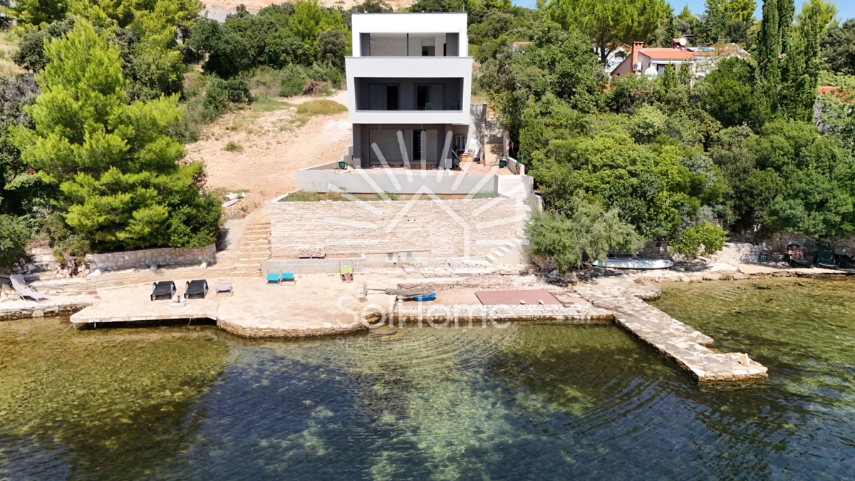 Casa Maslenica, Jasenice, 180m2