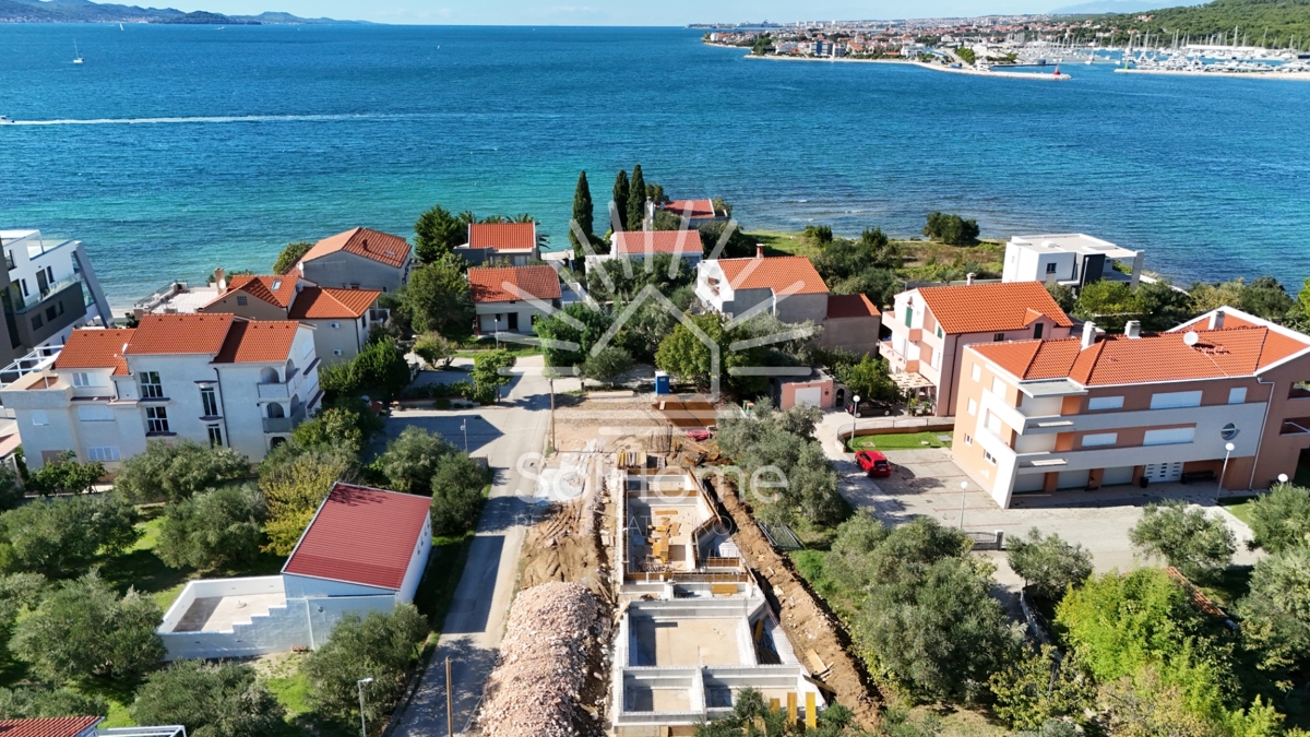 Appartamenti a 30 metri dal mare a Sukošan vicino a Zara