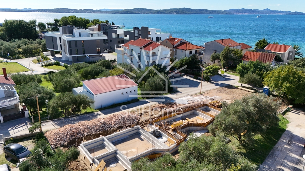 Appartamenti a 30 metri dal mare a Sukošan vicino a Zara