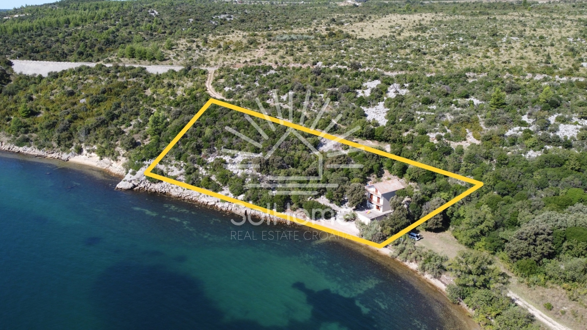 Terreno edificabile esclusivo vicino al mare - vicino a Zara - Croazia.