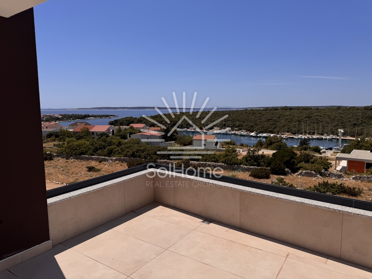 Appartamenti vicino al porto con vista sul mare - vicino a Novalja, Croazia.