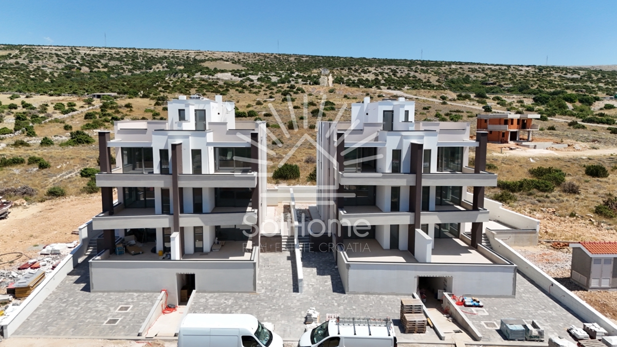 Appartamenti vicino al porto con vista sul mare - vicino a Novalja, Croazia.
