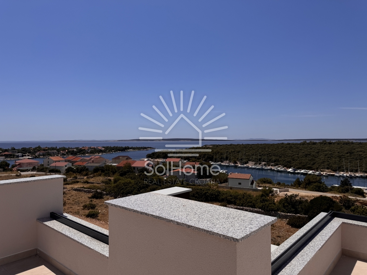 Appartamenti vicino al porto con vista sul mare - vicino a Novalja, Croazia.