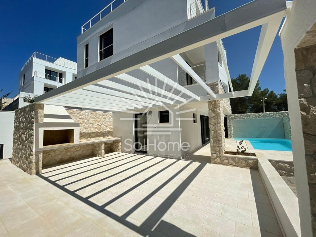 Appartamenti di lusso - 1° fila dal mare