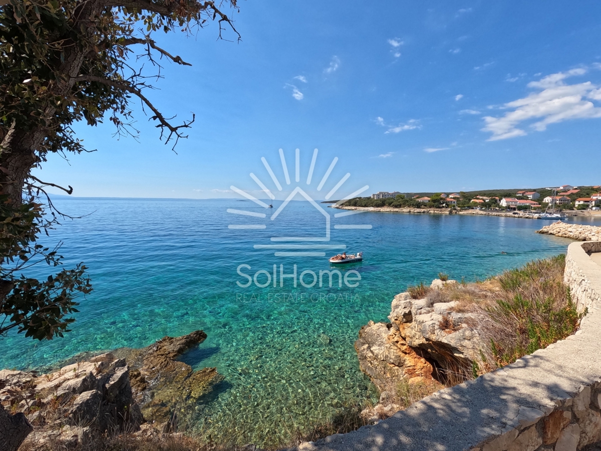 Casa al primo rigo vicino al mare vicino a Novalja