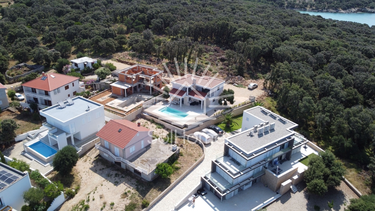 Casa al primo rigo vicino al mare vicino a Novalja