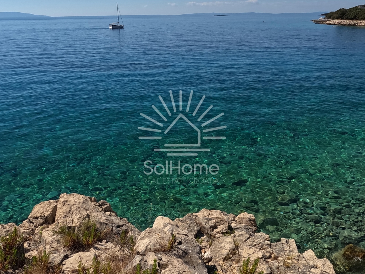 Casa al primo rigo vicino al mare vicino a Novalja