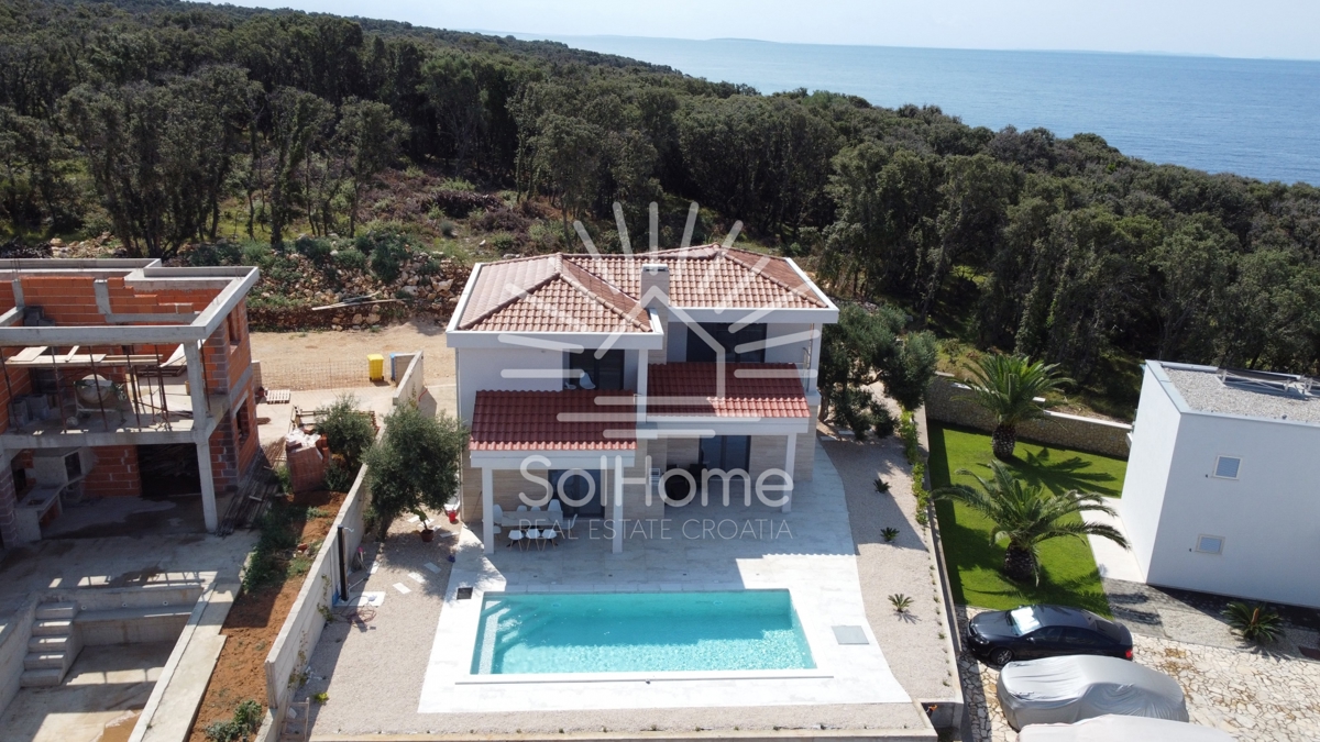 Casa al primo rigo vicino al mare vicino a Novalja