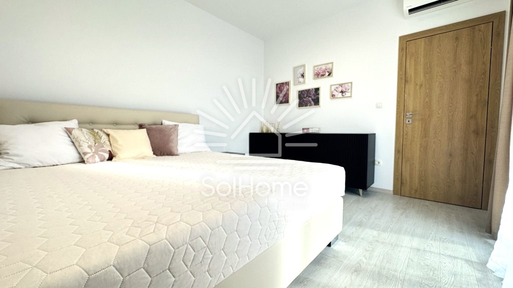 Elegante casa arredata con piscina, a soli 100 metri dal mare – a Privlaka, vicino a Zara