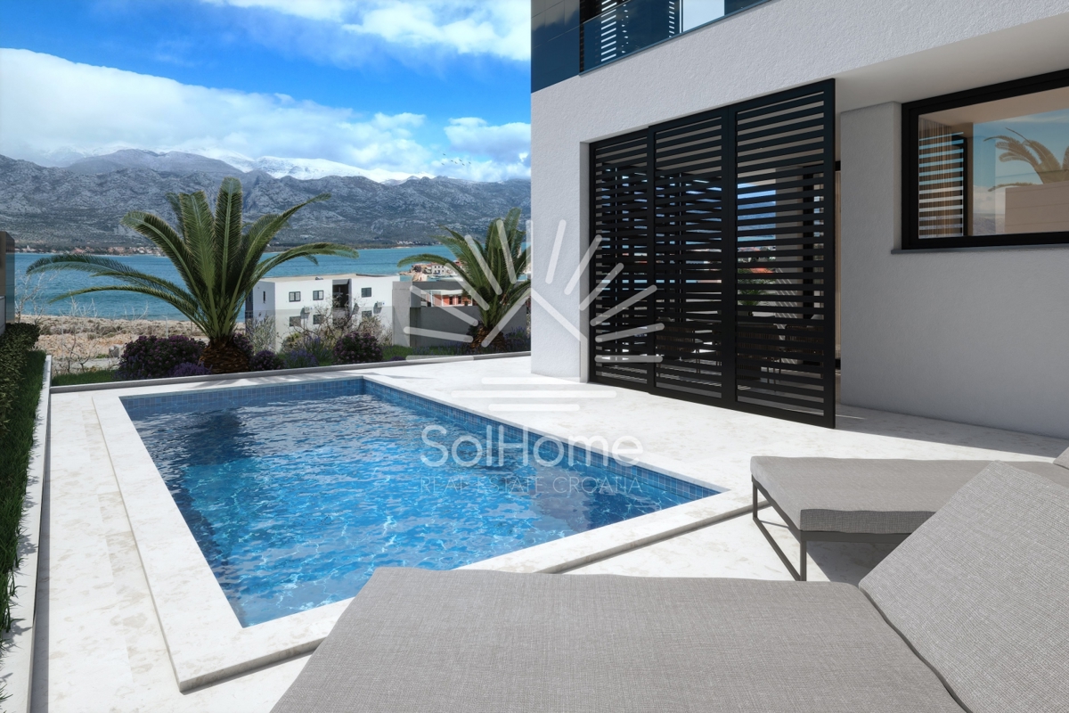 Appartamento di lusso con piscina privata e vista mare vicino a Zara.