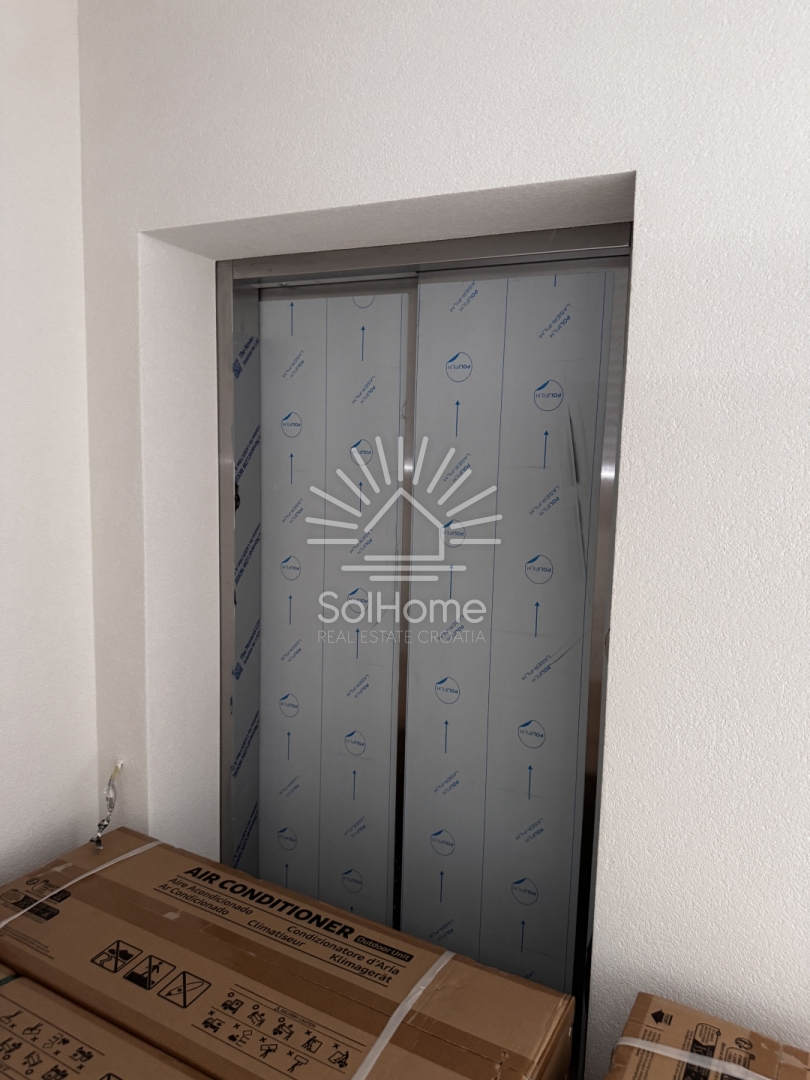 Appartamenti attico a Diklo/Zara - a 50 metri dal mare