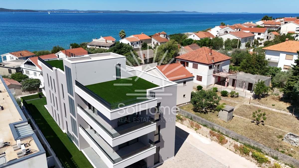 Appartamenti attico a Diklo/Zara - a 50 metri dal mare