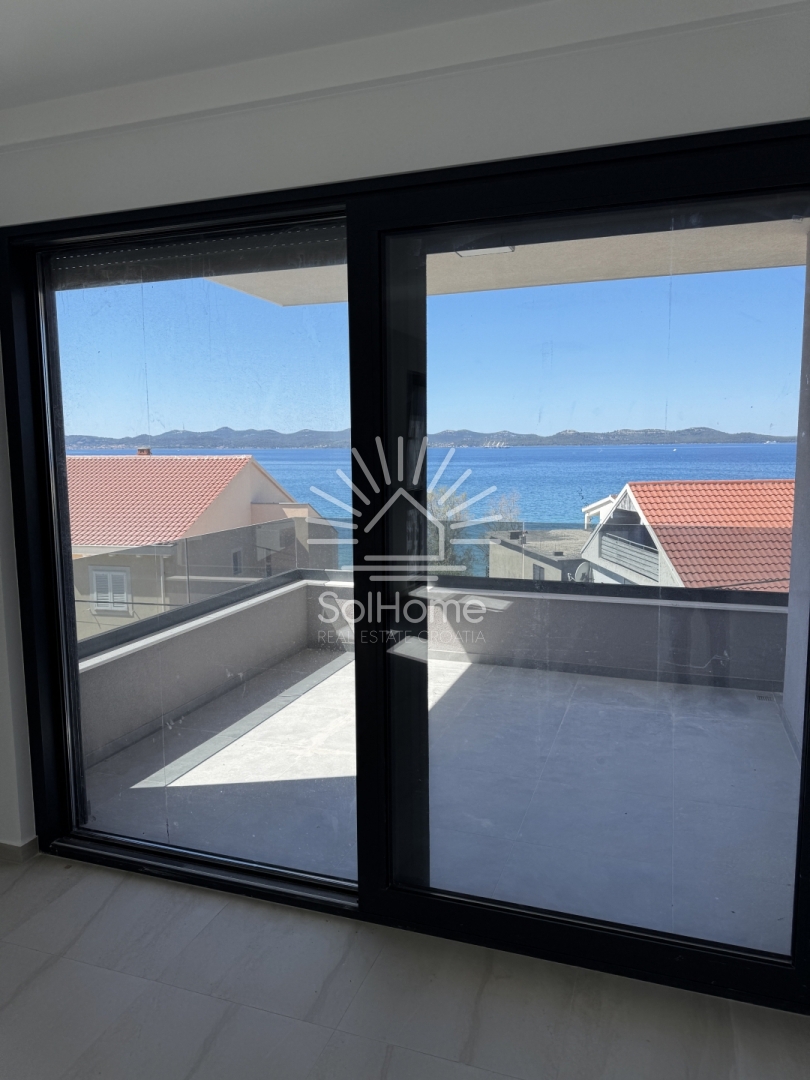 Appartamenti attico a Diklo/Zara - a 50 metri dal mare