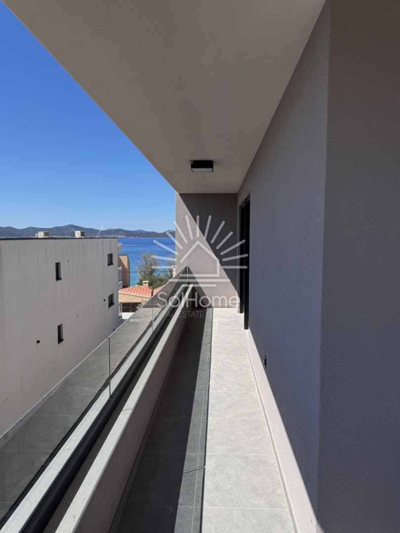 Appartamenti attico a Diklo/Zara - a 50 metri dal mare