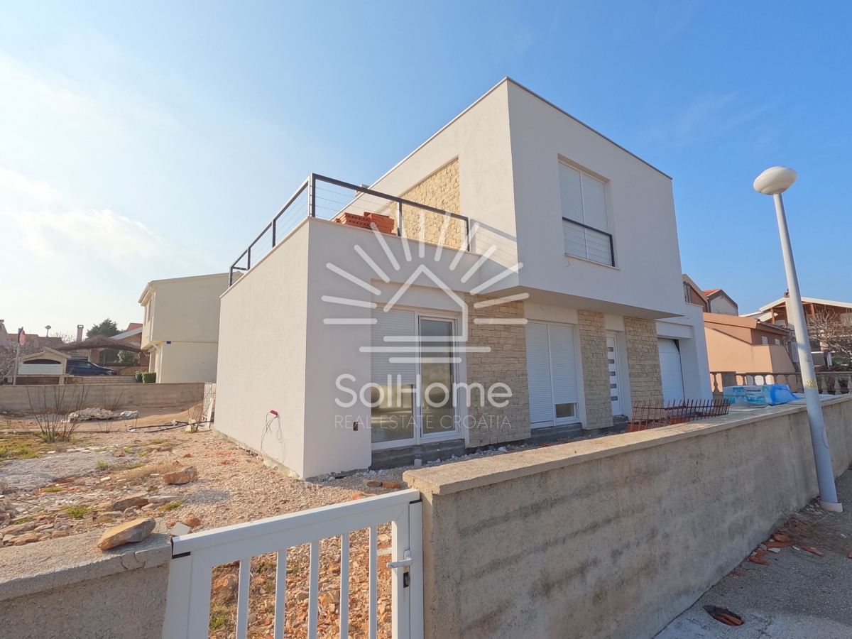 Casa esclusiva in vendita - Piscina, garage, vista mare - Vir, Croazia (100 m dal mare)