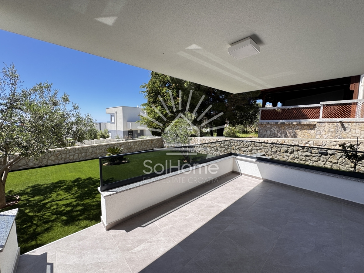 Appartamenti con vista sul mare a Novalja / Croazia