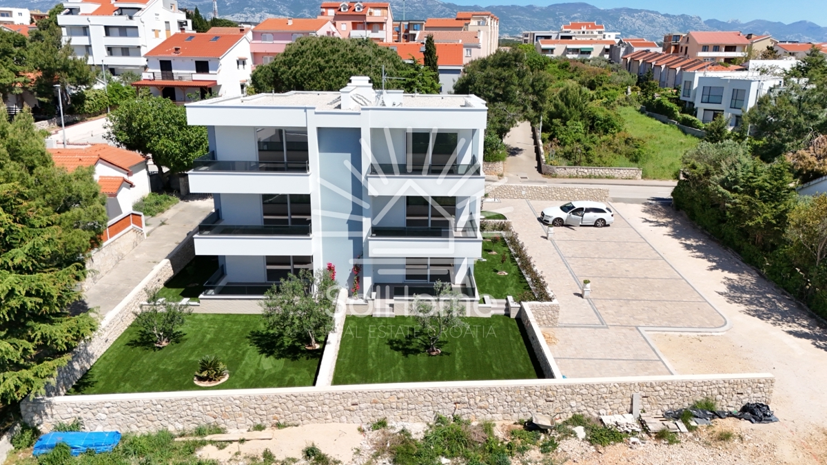 Appartamenti con vista sul mare a Novalja / Croazia