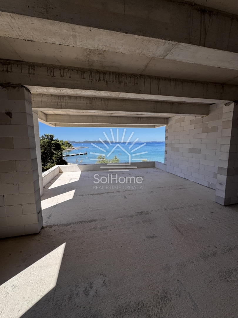 Lussuosi appartamenti a Diklo/Zara direttamente sul mare