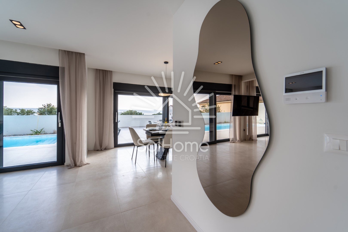 Esclusiva nuova villa con vista panoramica sul mare vicino a Zara, Croazia