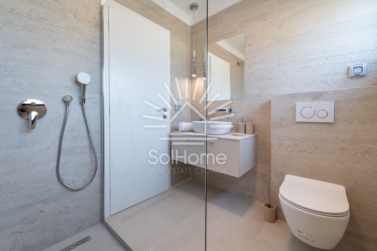 Esclusiva nuova villa con vista panoramica sul mare vicino a Zara, Croazia