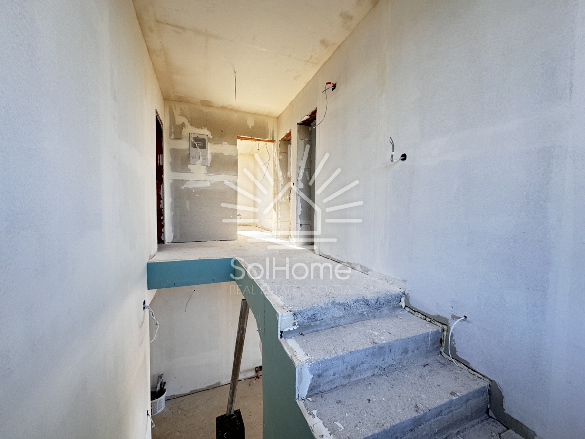 Villa familiare con piscina e vista panoramica sul mare vicino a Zara