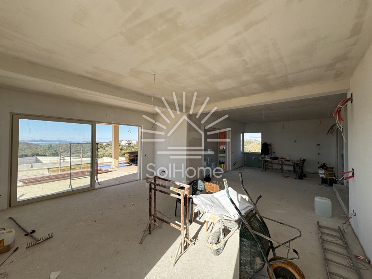 Villa familiare con piscina e vista panoramica sul mare vicino a Zara