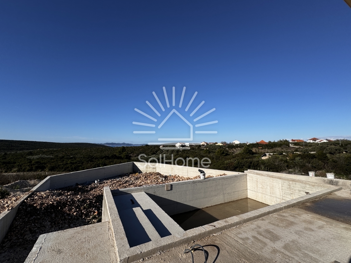 Villa familiare con piscina e vista panoramica sul mare vicino a Zara
