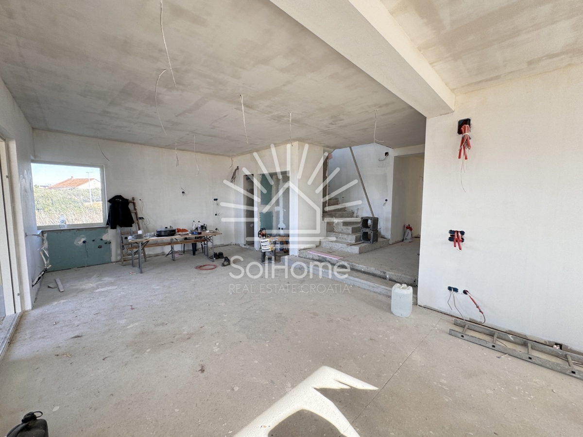 Villa familiare con piscina e vista panoramica sul mare vicino a Zara