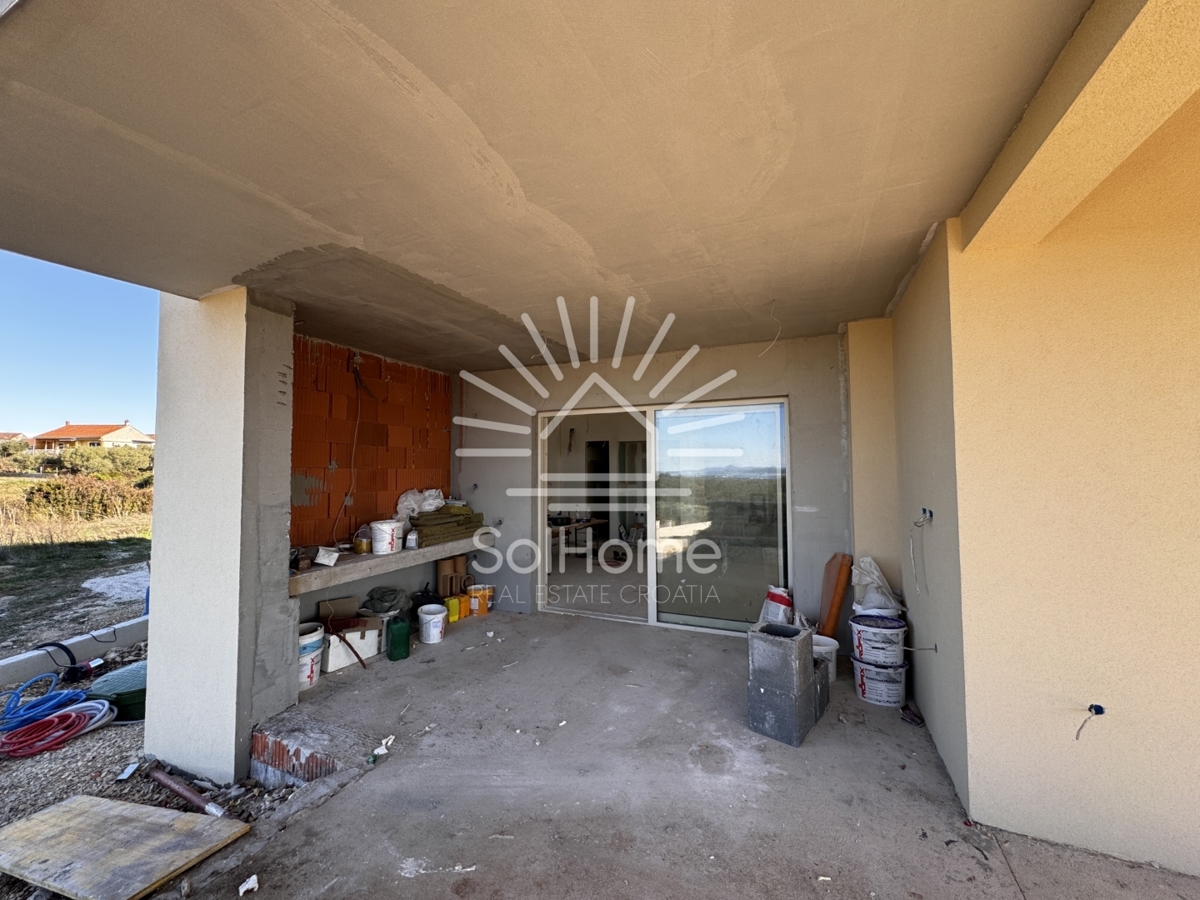 Villa familiare con piscina e vista panoramica sul mare vicino a Zara