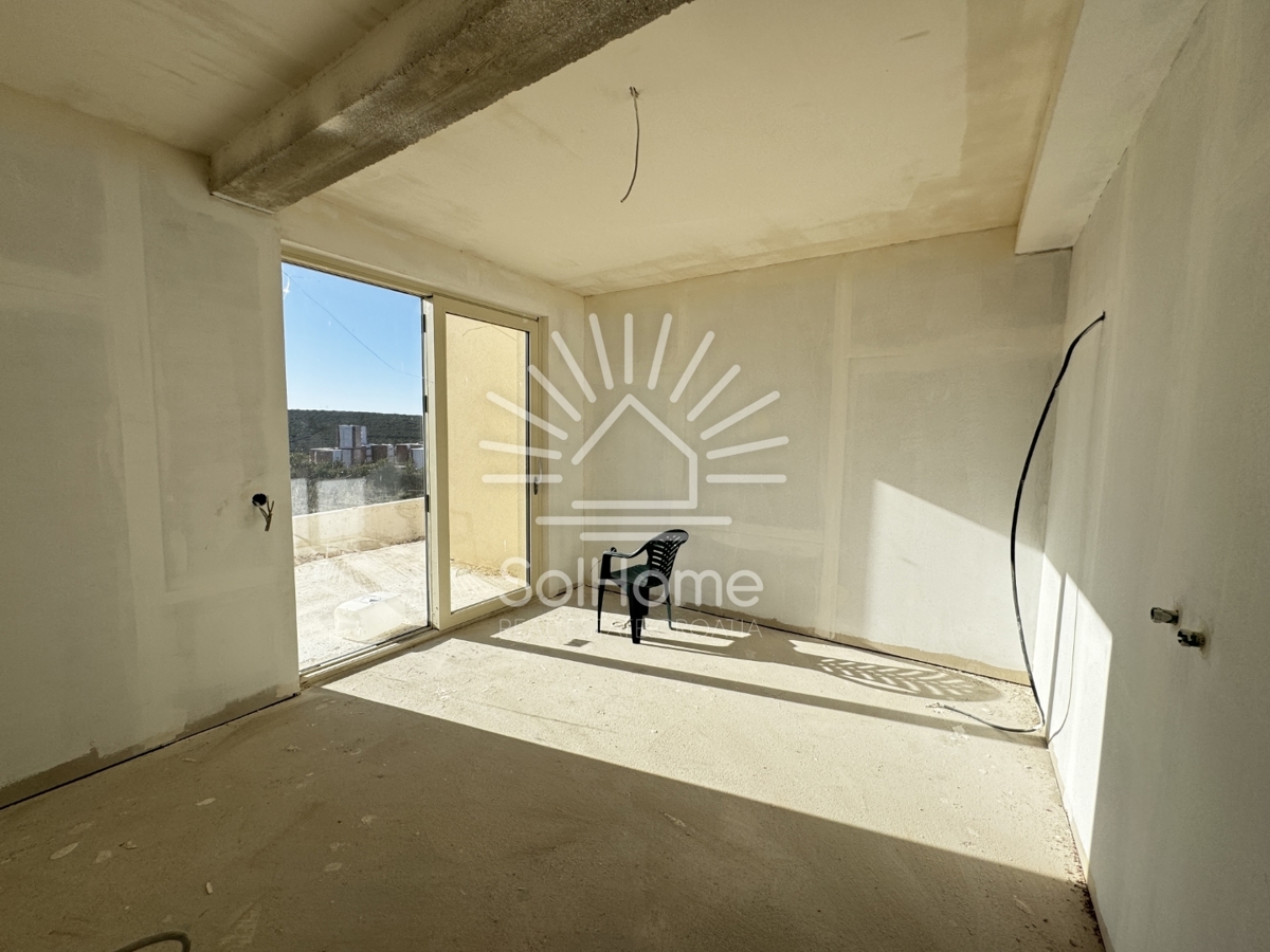 Villa familiare con piscina e vista panoramica sul mare vicino a Zara