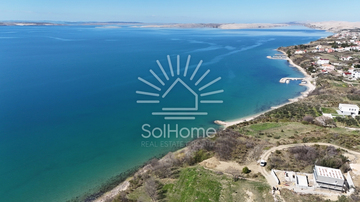 Casa di fronte al mare a Ražanac