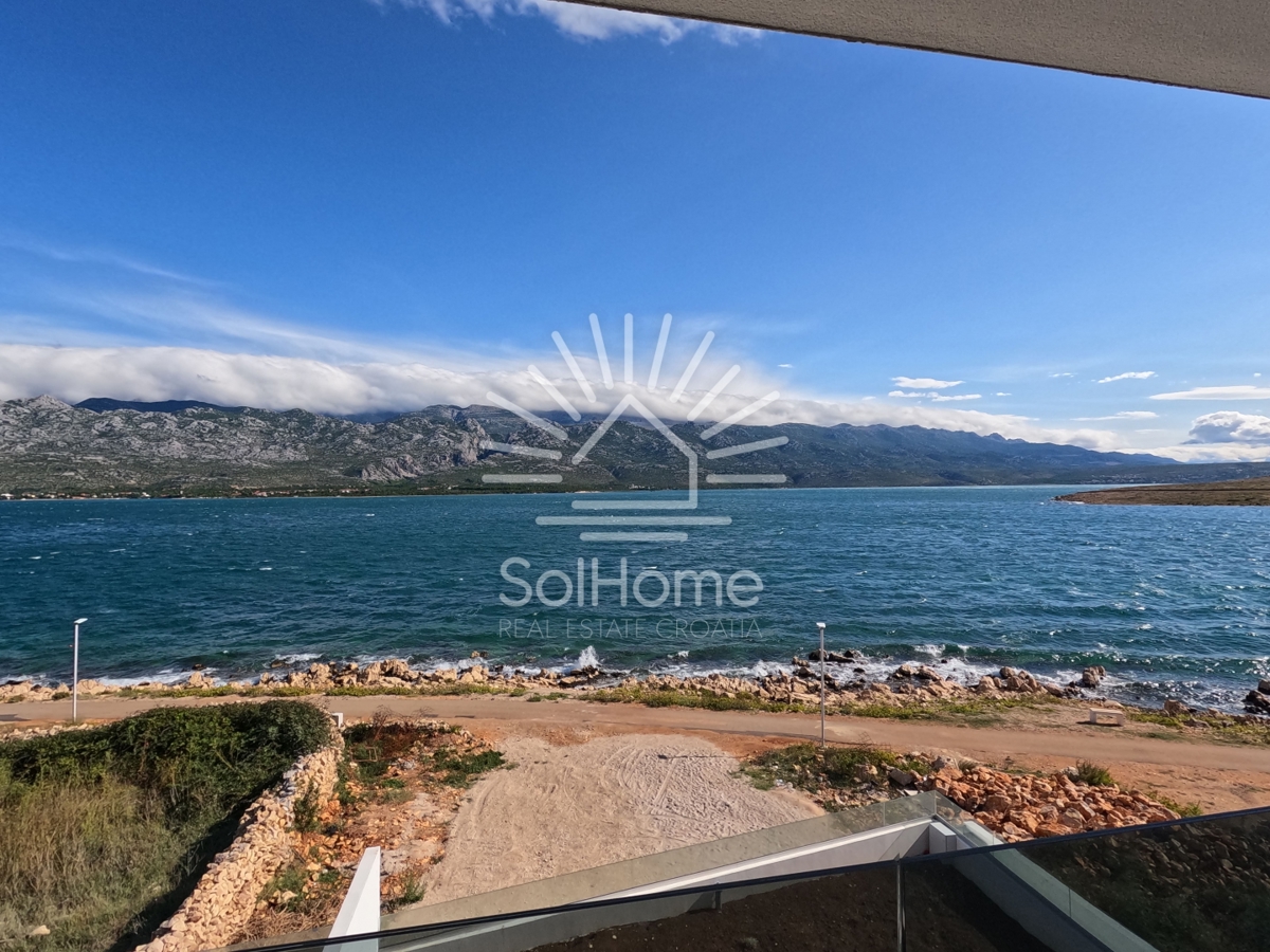 VIDEO - Attico 1. linea mare vicino a Zara