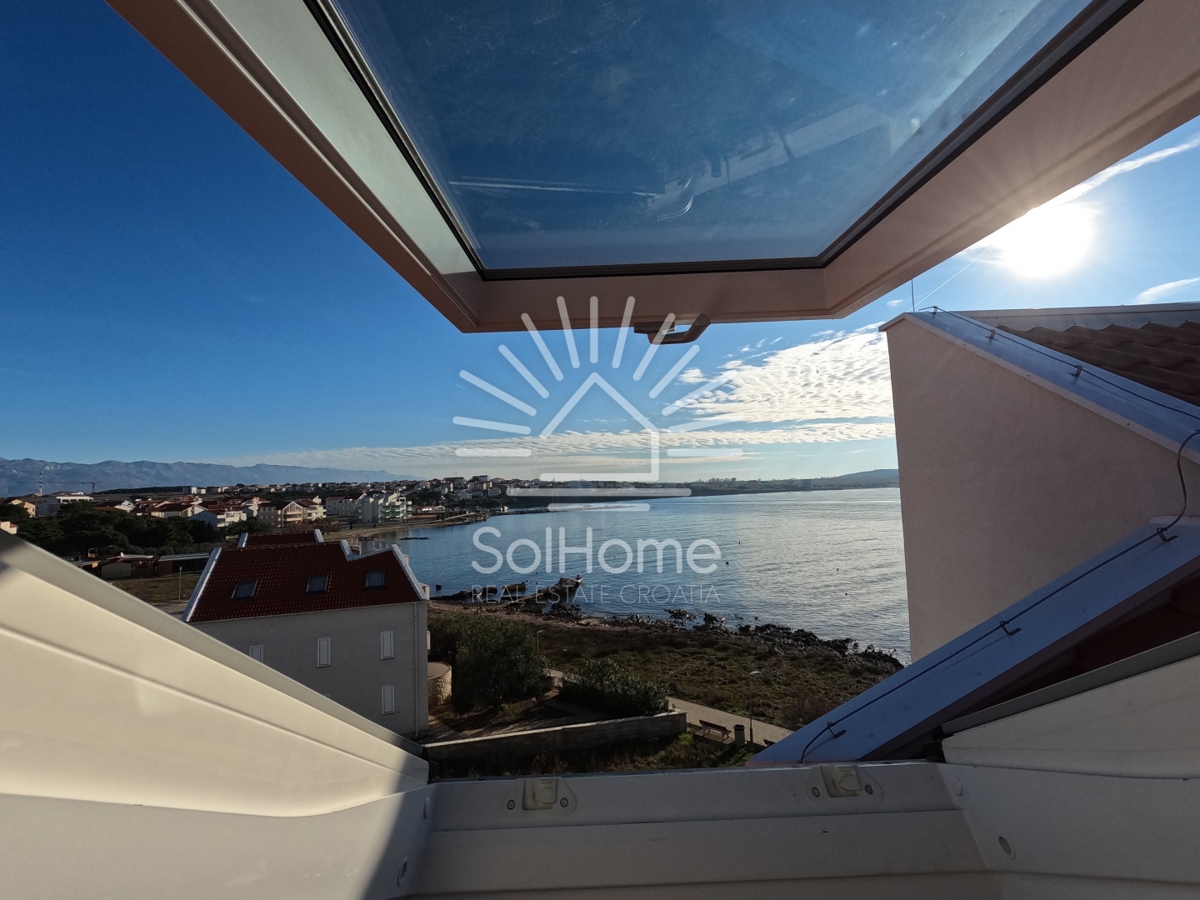 Stanza al primo piano vicino al mare - lungo la costa