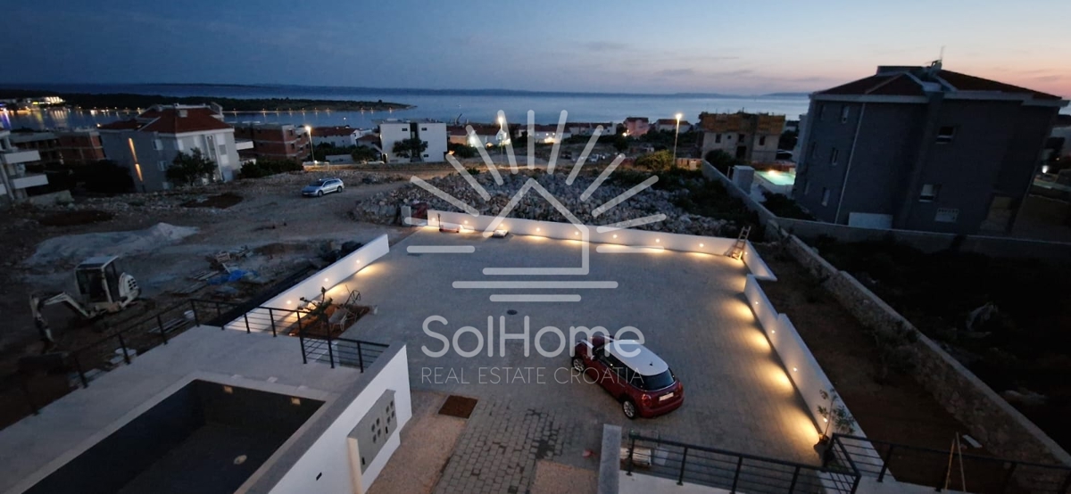 Appartamento con vista sul mare e sulla città, Novalja - Croazia