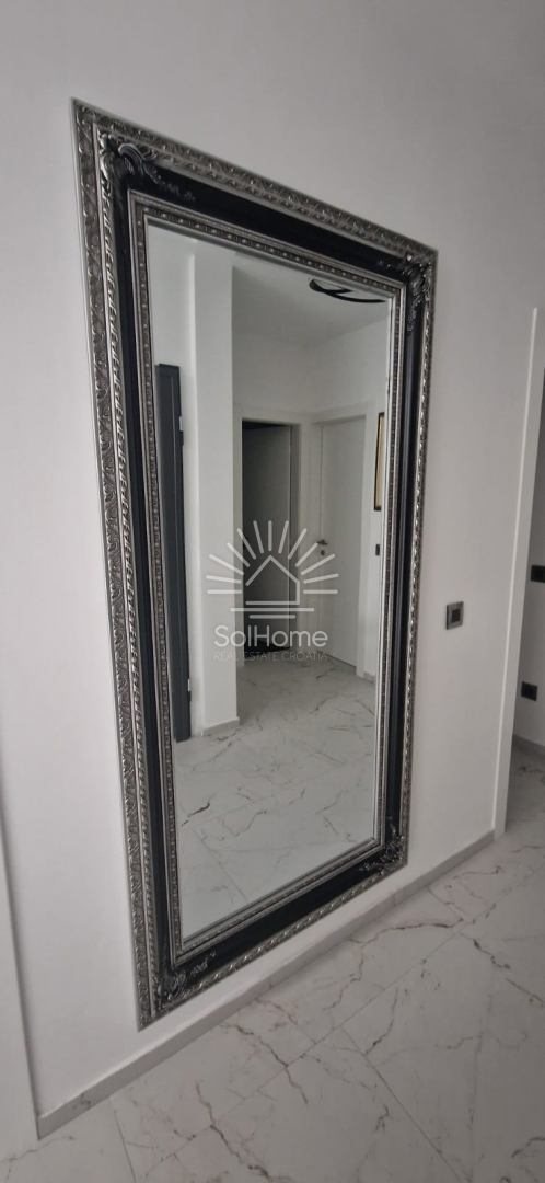 Appartamento con vista sul mare e sulla città, Novalja - Croazia