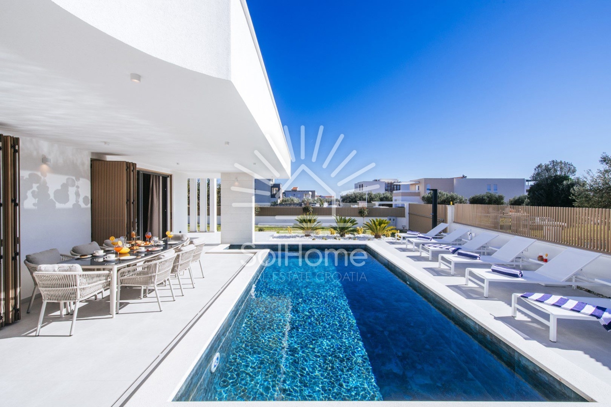 Villa di lusso sul mare a Bibinje