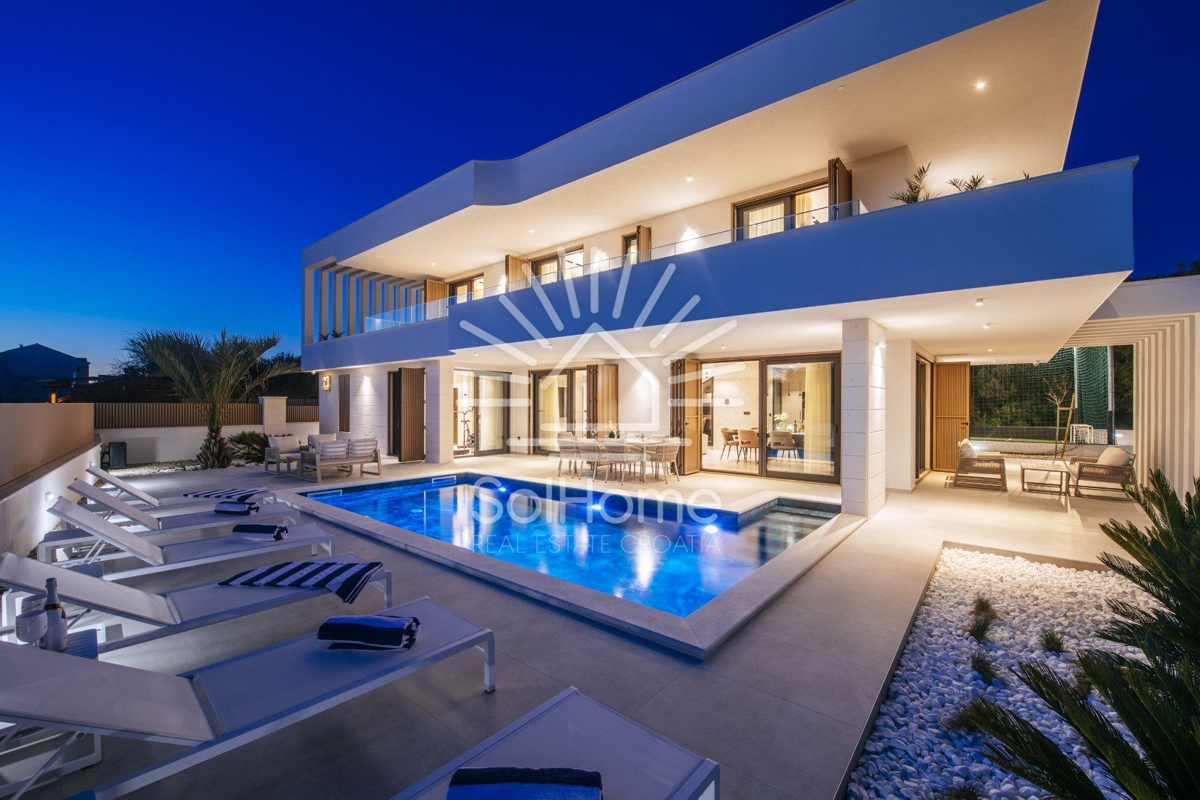 Villa di lusso sul mare a Bibinje