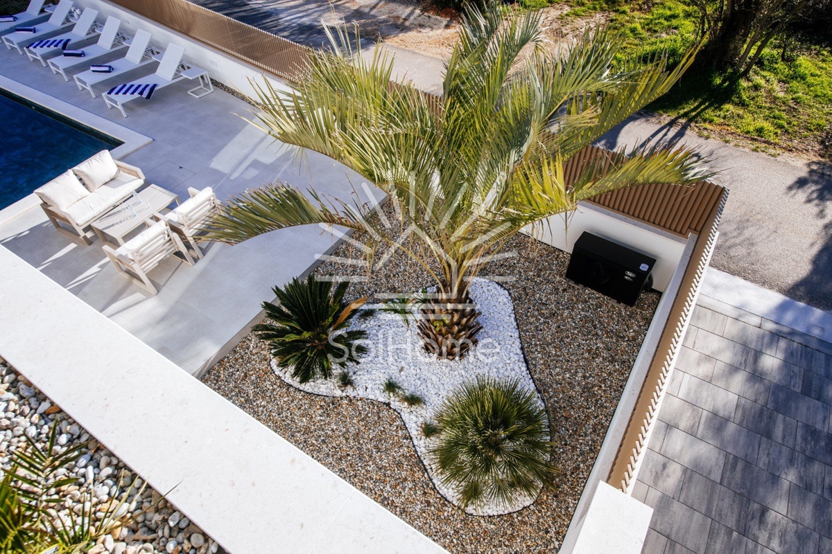 Villa di lusso sul mare a Bibinje