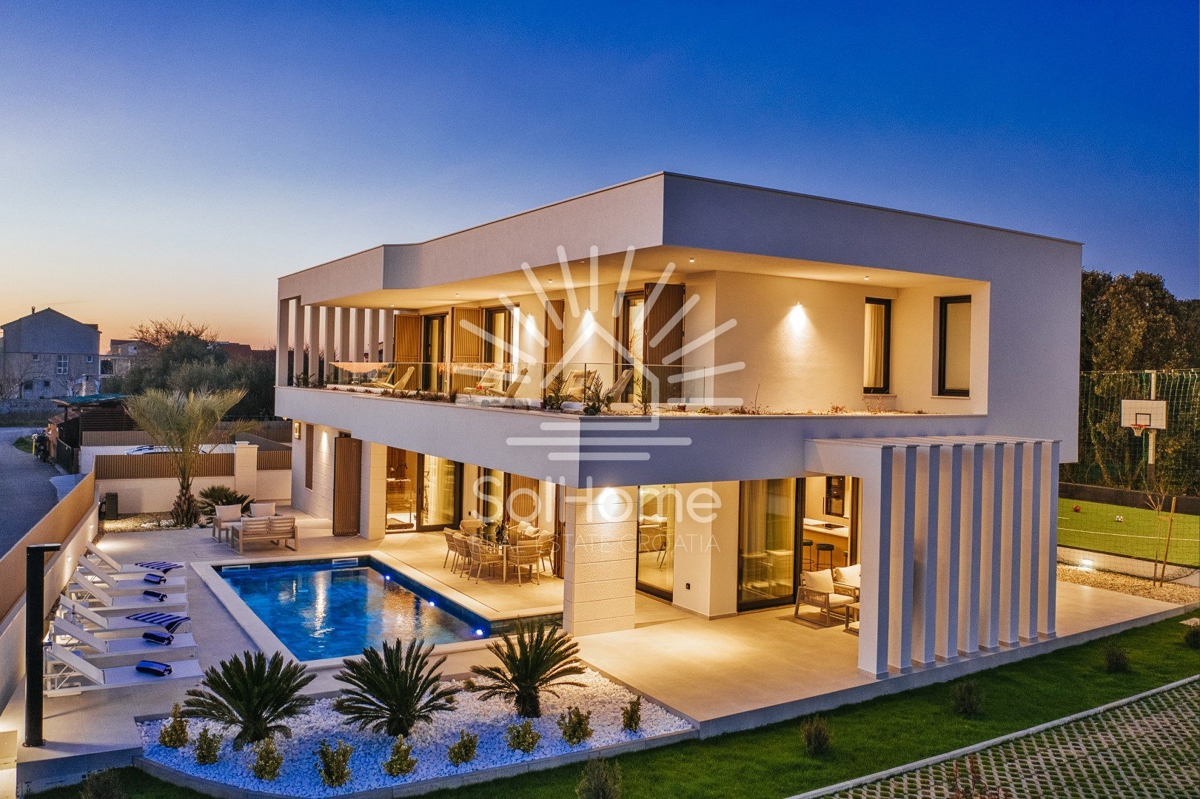 Villa di lusso sul mare a Bibinje