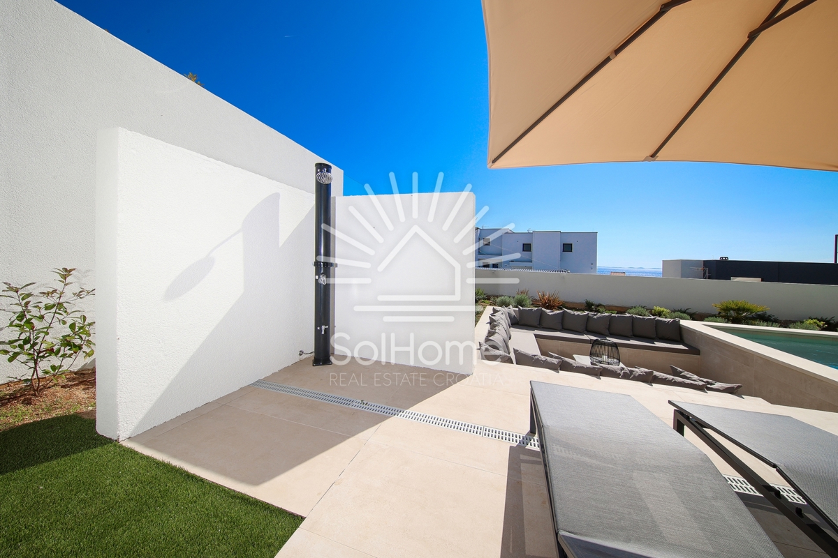 Villa a 5 stelle sul mare, vicino a Novalja - Croazia.