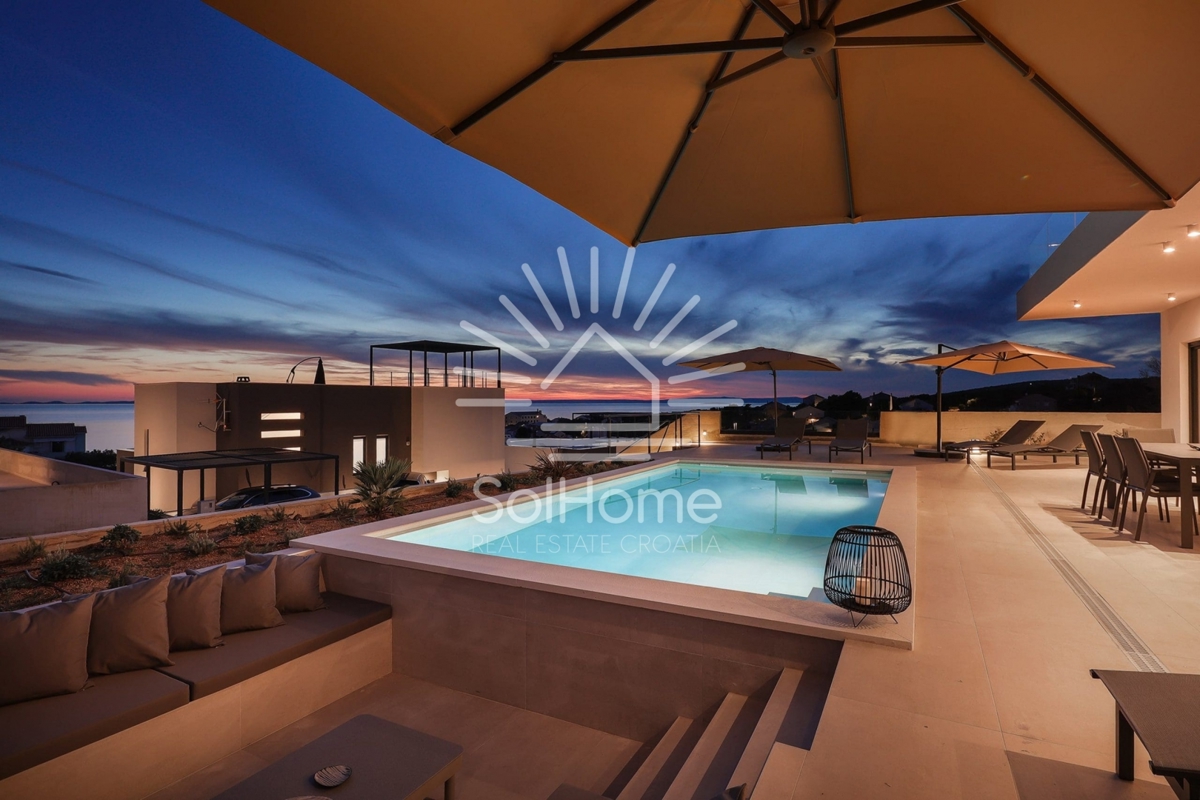 Villa a 5 stelle sul mare, vicino a Novalja - Croazia.