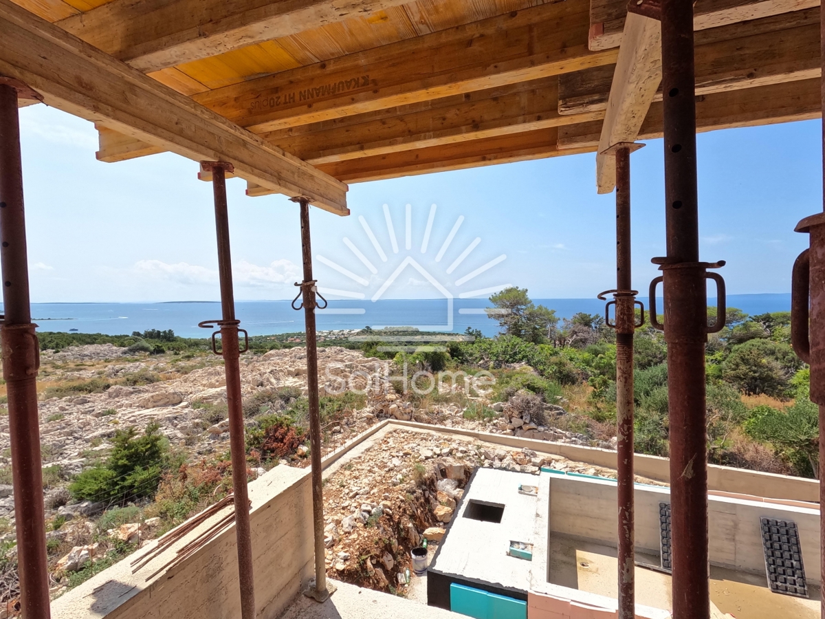 Casa con vista panoramica sul mare e piscina a Novalja