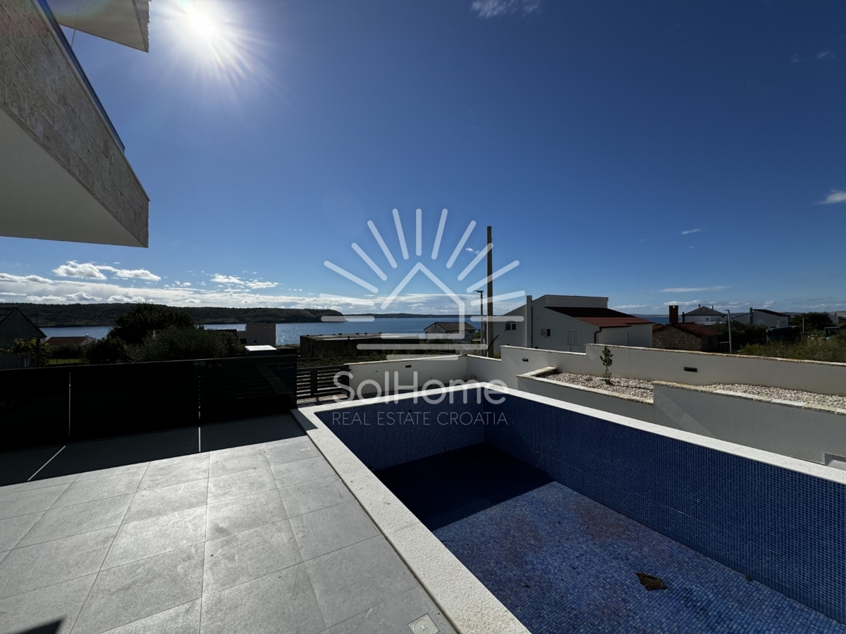In vendita - Casa da sogno con piscina e vista sul mare - Rtina, Croazia